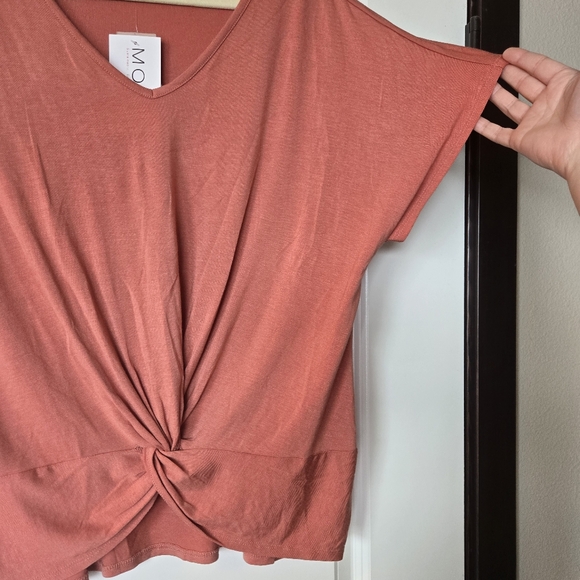 Philosophy VNeck Twist Front top - Picture 10 of 10